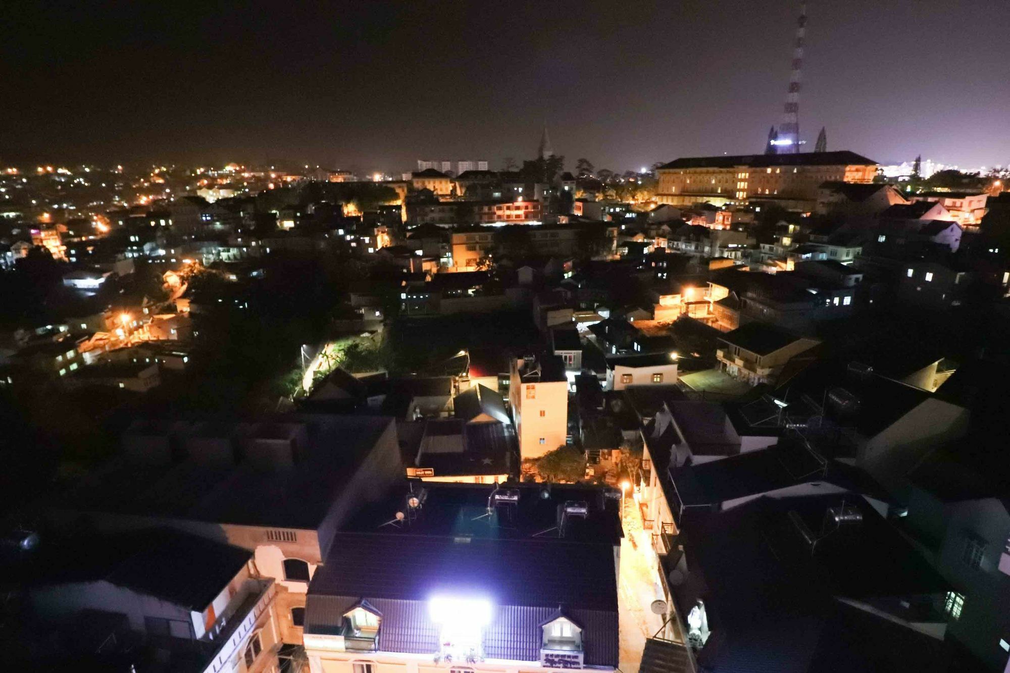 Mai Hoang Da Lat Hotel Exteriör bild